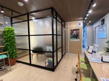 店舗内