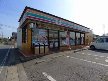 セブンイレブン東長岡町店：300m