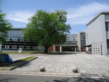 太田市立尾島図書館：777m