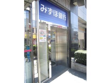 昭和信用金庫下高井戸支店：483m