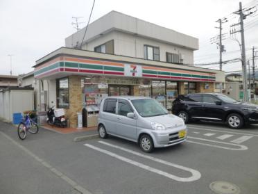 セブンイレブン小田原富水店：121m