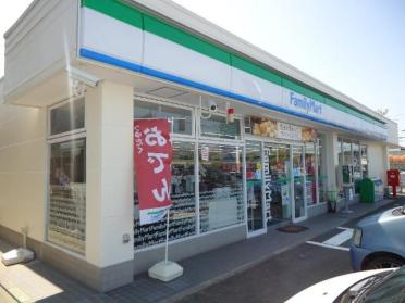 ファミリーマート碧南伏見屋店：436m