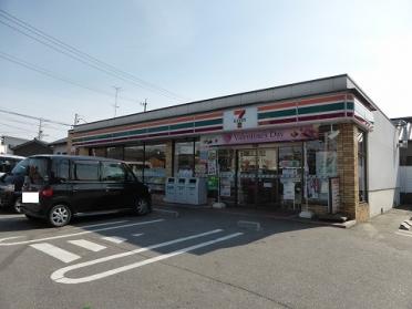 ｾﾌﾞﾝｲﾚﾌﾞﾝ 高浜二池町店：29m