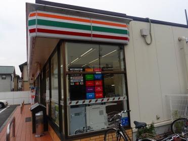 ｾﾌﾞﾝｲﾚﾌﾞﾝ 高浜二池町3丁目店：334m