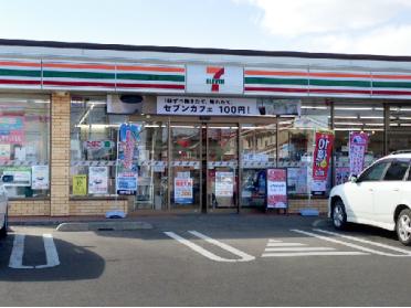 ｾﾌﾞﾝｲﾚﾌﾞﾝ 下野氏家勝山店：1054m