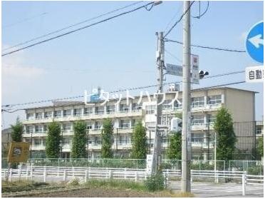 岡崎市立六ッ美北部小学校：577m