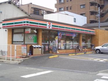 セブンイレブン尼崎上坂部3丁目店：415m