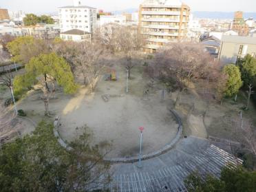 生野東公園：950m