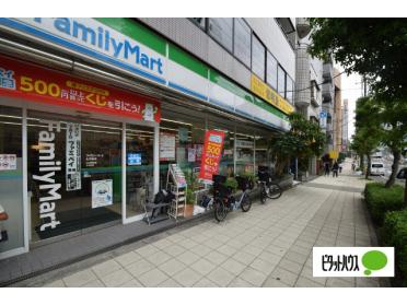 ファミリーマート北河堀店：192m