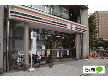 セブンイレブン大阪上本町6丁目店：127m