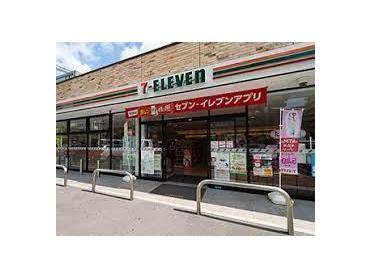 セブンイレブン大阪宮原4丁目店：98m