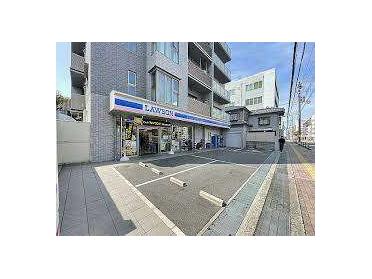 ローソン吹田豊津中学校前店：160m