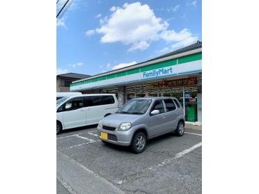 ファミリーマート青梅大門店：550m