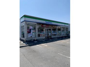 ファミリーマート入間木蓮寺店：450m