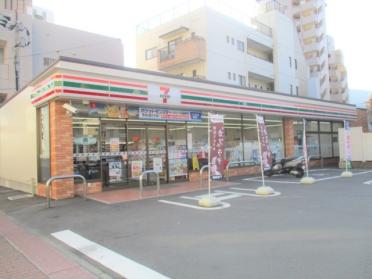 セブンイレブン長崎岩川町店：435m