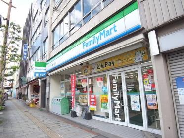 ファミリーマート長崎樺島町店：96m