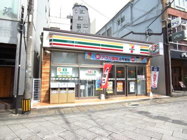 セブンイレブン長崎鍛冶市通り店：146m