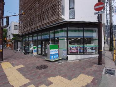 ﾌｧﾐﾘｰﾏｰﾄ 東灘岡本橋店：267m