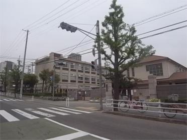 神戸市立住吉小学校：805m