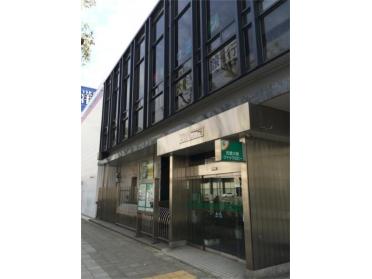 近畿大阪銀行 神戸支店：197m