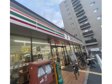 ｾﾌﾞﾝｲﾚﾌﾞﾝ 吹田江の木町店：262m