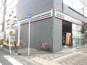 ﾌｧﾐﾘｰﾏｰﾄ 東淀川駅前店：1538m