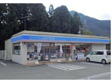 ローソン安富南店：705m