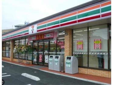 セブンイレブン神戸鈴蘭台南町店：1021m