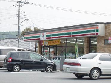 セブンイレブン袖ケ浦長浦駅北口店：2241m