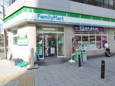 セブンイレブン野田阪神駅北店：151m