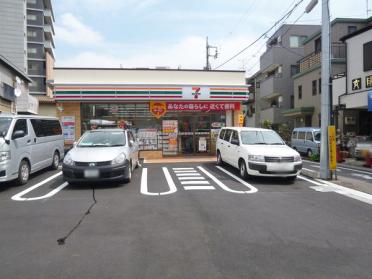 セブンイレブン蒲田2丁目東邦医大通り店：247m