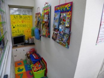 おみくじが引けるキッズルームがあるのでお客様のお子様も安心!