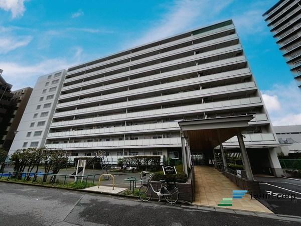JR総武線「船橋」駅徒歩14分の好立地。
