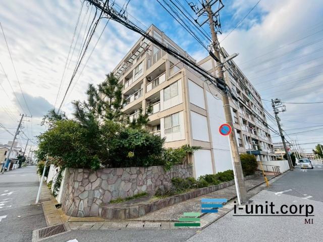 新検見川駅から徒歩7分で通勤・通学に便利です。