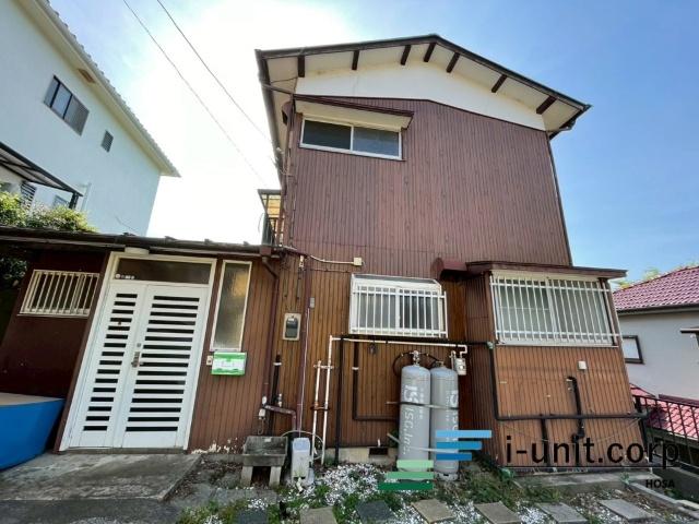 スーパーなども近いので、住環境良好です。
