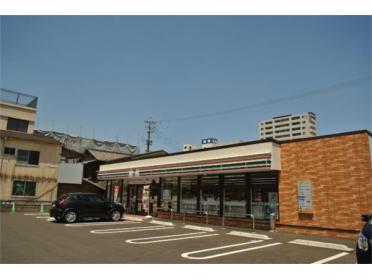 ｾﾌﾞﾝｲﾚﾌﾞﾝ 諫早上町店：618m