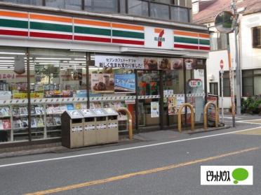 セブンイレブン都立大学駅南店：234m