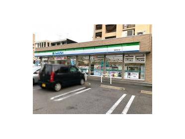 ファミリーマート築地口駅店：200m