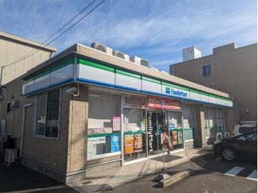 ファミリーマート宮崎通五丁目店：237m