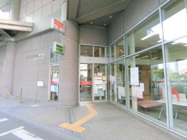 メルパルク大阪郵便局：708m