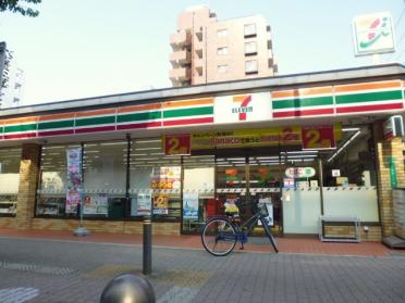 セブンイレブン大阪宮原2丁目店：208m