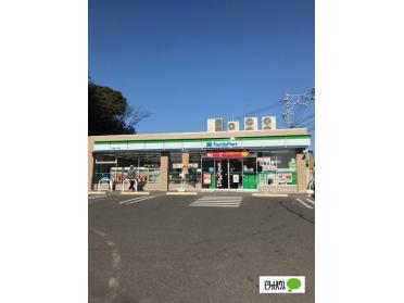 ファミリーマート堀割店：595m