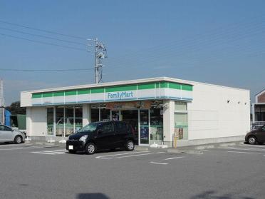 ファミリーマート半田岩滑西町店：537m