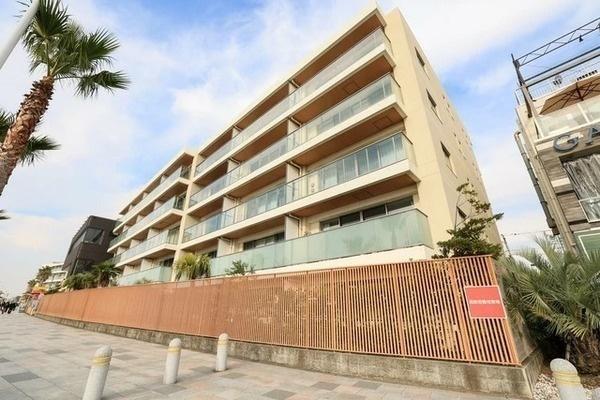 オートロック完備