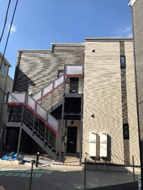 閑静な住宅街に立地