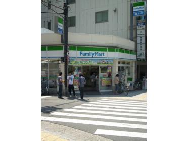 ファミリーマート天王寺堀越町店：199m