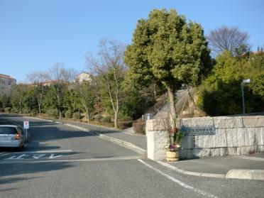 倉敷芸術科学大学図書館：1074m