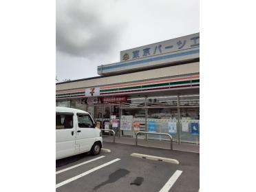 セブンイレブン伊勢崎粕川店：500m