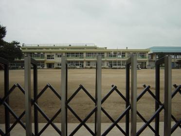 伊勢崎市立境東小学校：1739m