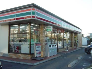 セブンイレブン伊勢崎東小保方町店：1675m